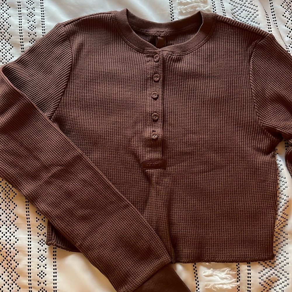 Skims waffle long sleeve tee
